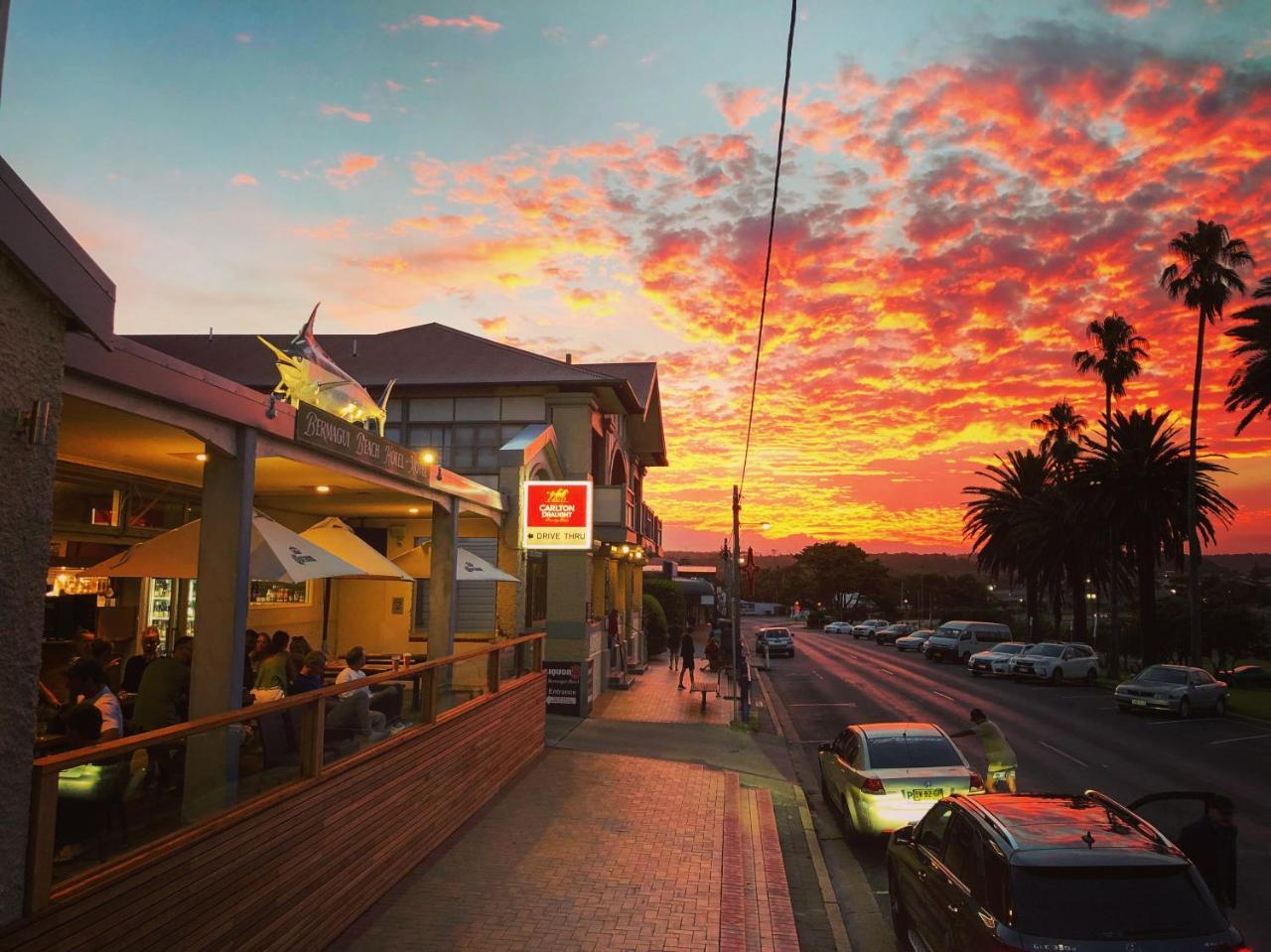 Bermagui Beach Hotel Exterior photo